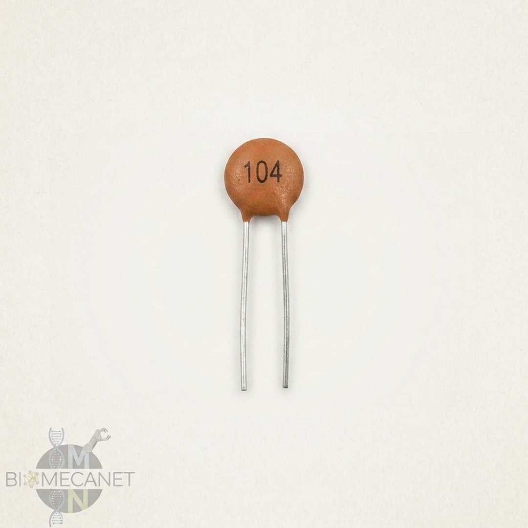 Capacitor cerámico de disco 104 equivalente a 100 nF